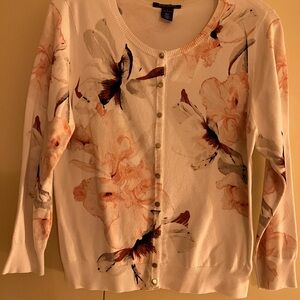 White House Black Market Floral Snap Cardigan